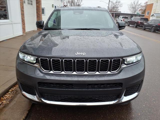 2022 Jeep Grand Cherokee L Laredo 4x4 2022 Jeep Grand Cherokee L Laredo 4x4