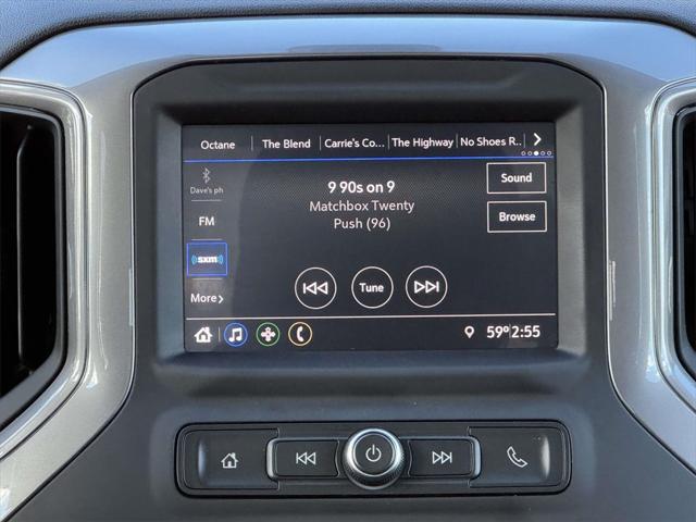 2021 Chevrolet Silverado 1500 4WD Crew Cab Short Bed Custom 2021 Chevrolet Silverado 1500 4WD Crew Cab Short Bed Custom