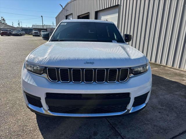 2025 Jeep Grand Cherokee GRAND CHEROKEE L LAREDO 4X2