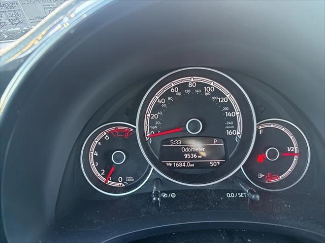 2018 Volkswagen Beetle 2.0T 2018 Volkswagen Beetle 2.0T