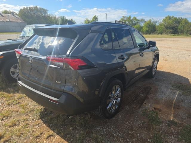 2021 Toyota RAV4 XLE Premium 2021 Toyota RAV4 XLE Premium