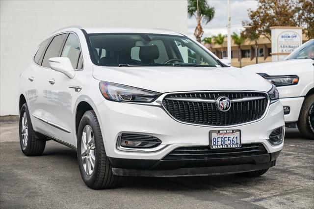2018 Buick Enclave Essence 2018 Buick Enclave Essence