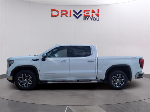 2023 GMC Sierra 1500 4WD Crew Cab Short Box SLT