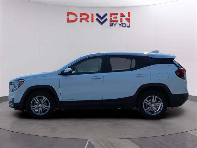 2022 GMC Terrain FWD SLE 2022 GMC Terrain FWD SLE