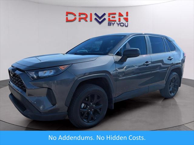 2022 Toyota RAV4 LE 2022 Toyota RAV4 LE