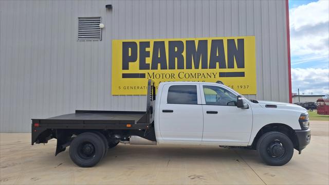 2026 RAM Ram 3500 Chassis Cab RAM 3500 TRADESMAN CREW CAB CHASSIS 4X4 60 CA