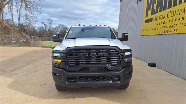 2026 RAM Ram 3500 Chassis Cab RAM 3500 TRADESMAN CREW CAB CHASSIS 4X4 60 CA