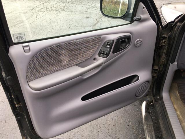 1998 Dodge Dakota  1998 Dodge Dakota