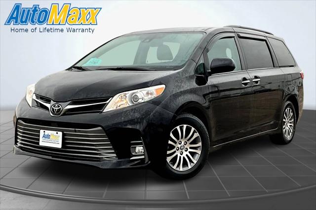 2020 Toyota Sienna XLE 2020 Toyota Sienna XLE