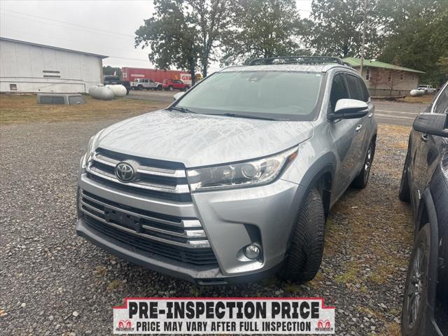 2017 Toyota Highlander  2017 Toyota Highlander