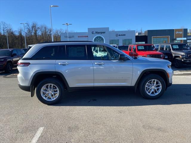 2025 Jeep Grand Cherokee GRAND CHEROKEE LAREDO X 4X4 2025 Jeep Grand Cherokee GRAND CHEROKEE LAREDO X 4X4