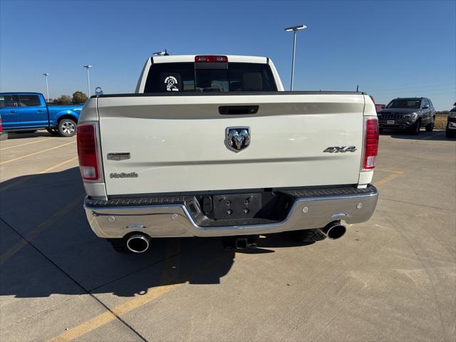 2018 RAM 1500 Laramie Crew Cab 4x4 57 Box