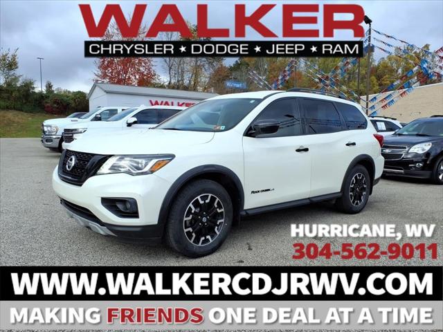 2019 Nissan Pathfinder SV 2019 Nissan Pathfinder SV