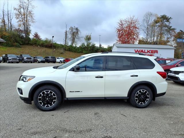 2019 Nissan Pathfinder SV 2019 Nissan Pathfinder SV