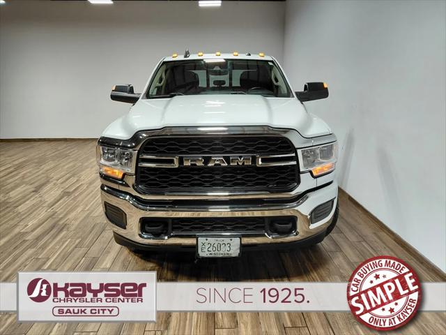 2020 RAM 2500 Tradesman Crew Cab 4X4 8 Box 2020 RAM 2500 Tradesman Crew Cab 4X4 8 Box