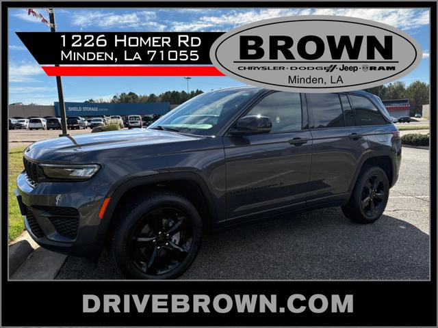 2023 Jeep Grand Cherokee Altitude 4x4 2023 Jeep Grand Cherokee Altitude 4x4