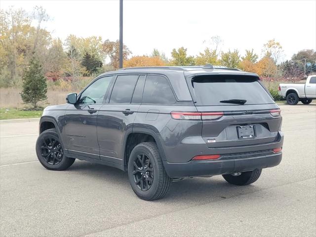 2024 Jeep Grand Cherokee Altitude 4x4 2024 Jeep Grand Cherokee Altitude 4x4