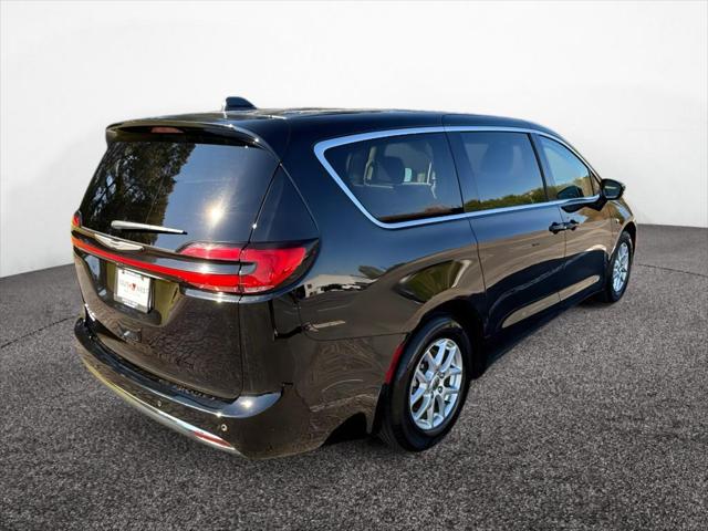 2024 Chrysler Pacifica Touring L 2024 Chrysler Pacifica Touring L