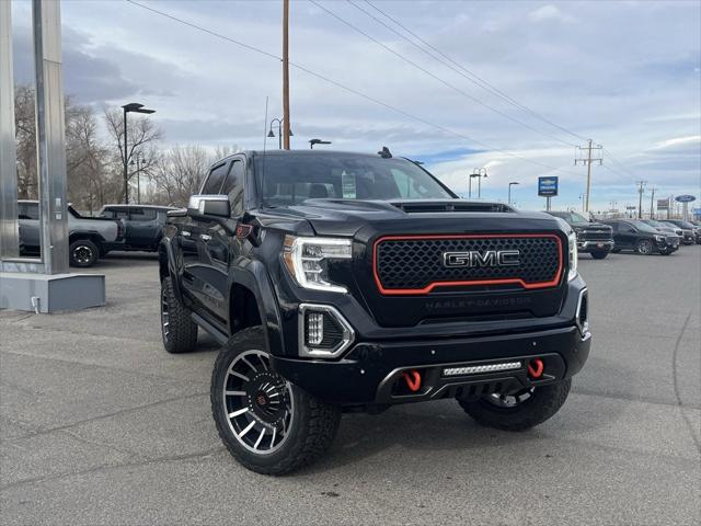2022 GMC Sierra 1500 Limited 4WD Crew Cab Short Box SLT 2022 GMC Sierra 1500 Limited 4WD Crew Cab Short Box SLT