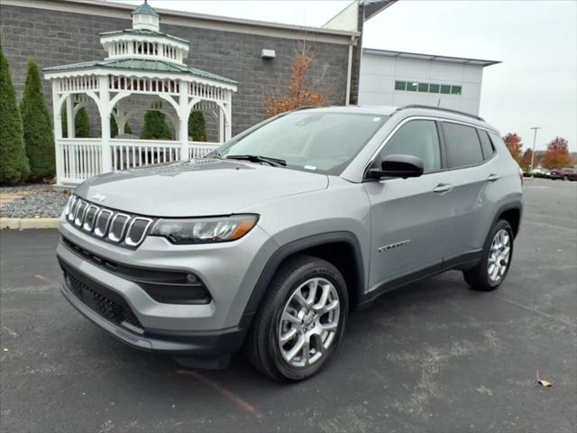 2022 Jeep Compass Latitude Lux 4x4 2022 Jeep Compass Latitude Lux 4x4