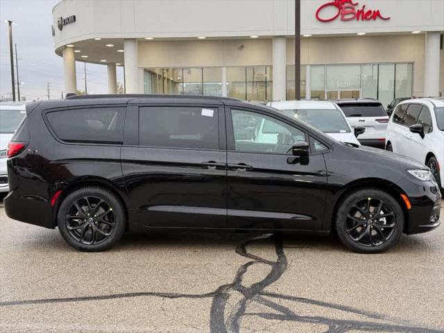 2026 Chrysler Pacifica PACIFICA LIMITED 2026 Chrysler Pacifica PACIFICA LIMITED