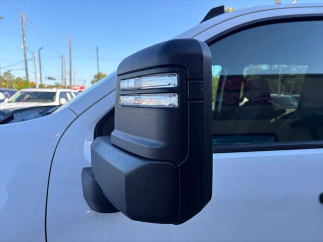 2023 Chevrolet Silverado 2500HD 4WD Crew Cab Standard Bed Custom