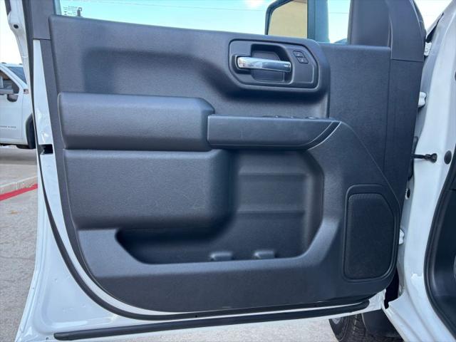 2023 Chevrolet Silverado 2500HD 4WD Crew Cab Standard Bed Custom