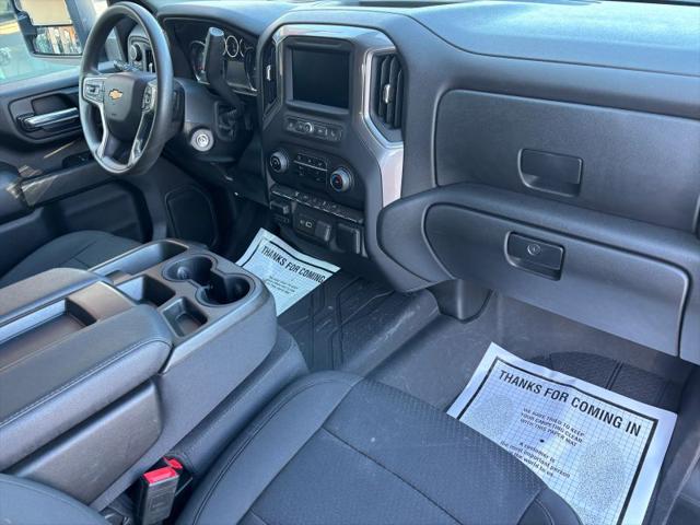 2023 Chevrolet Silverado 2500HD 4WD Crew Cab Standard Bed Custom