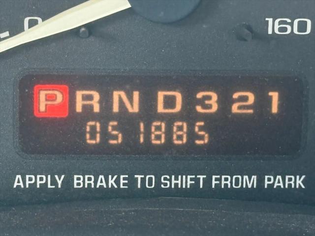 2002 Chevrolet Express Cutaway Base
