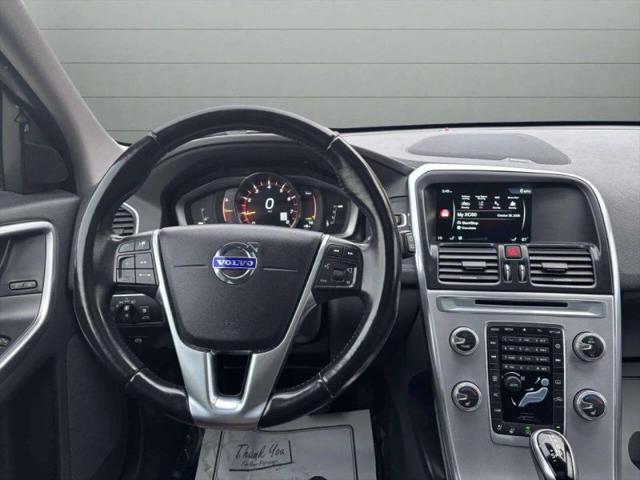 2017 Volvo XC60 T5 Dynamic