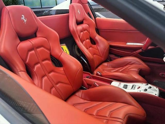 2013 Ferrari Spider Base