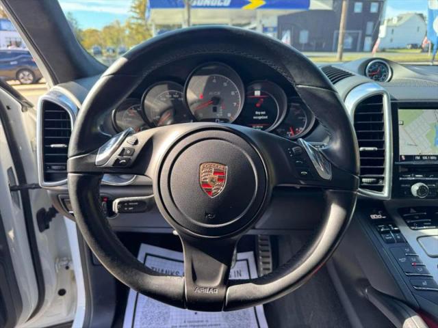 2013 Porsche Cayenne GTS