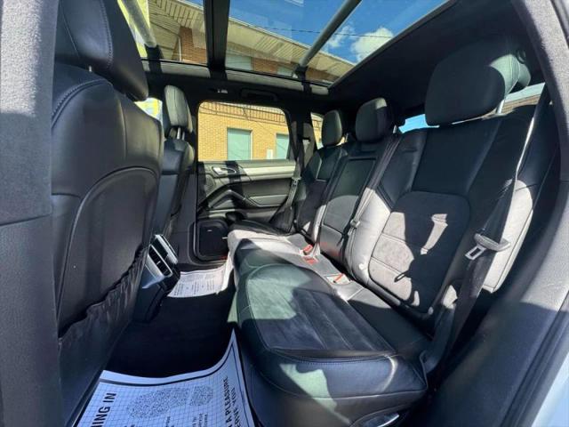 2013 Porsche Cayenne GTS