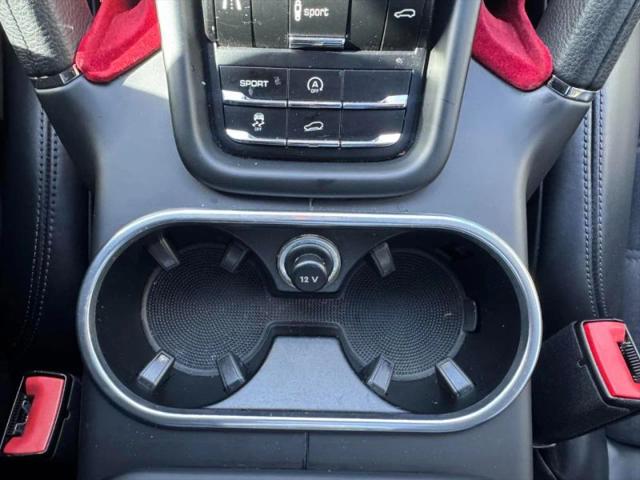 2013 Porsche Cayenne GTS