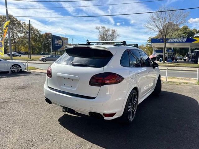 2013 Porsche Cayenne GTS