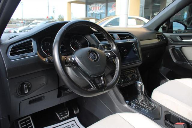 2020 Volkswagen Tiguan 2.0T SE R-Line Black