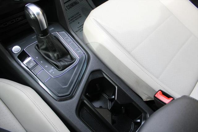 2020 Volkswagen Tiguan 2.0T SE R-Line Black