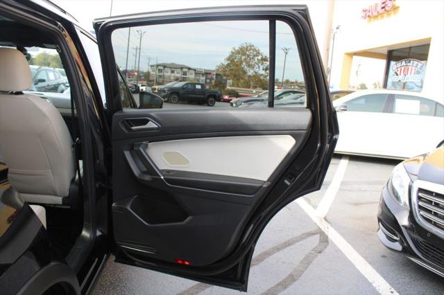 2020 Volkswagen Tiguan 2.0T SE R-Line Black