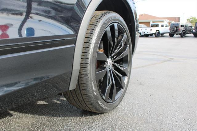 2020 Volkswagen Tiguan 2.0T SE R-Line Black