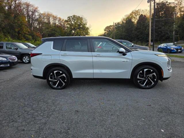 2023 Mitsubishi Outlander PHEV SE S-AWC