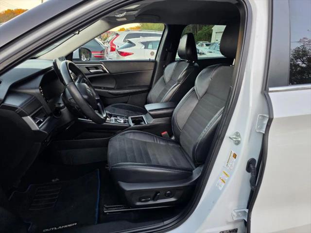 2023 Mitsubishi Outlander PHEV SE S-AWC