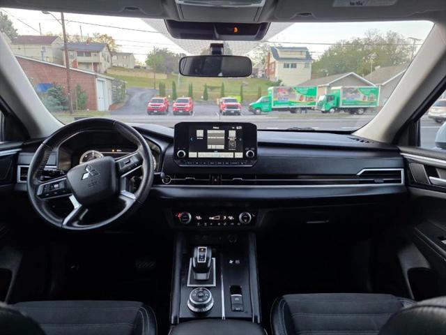 2023 Mitsubishi Outlander PHEV SE S-AWC