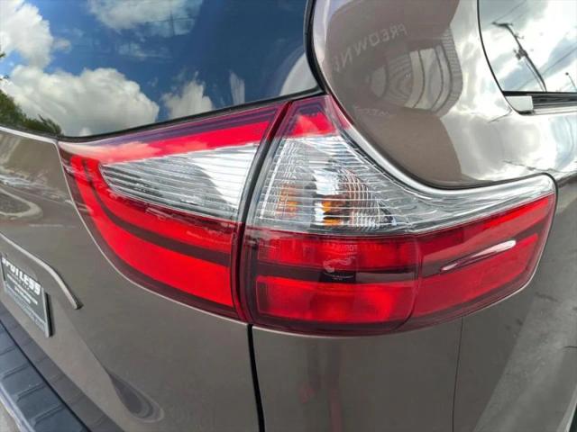 2020 Toyota Sienna LE