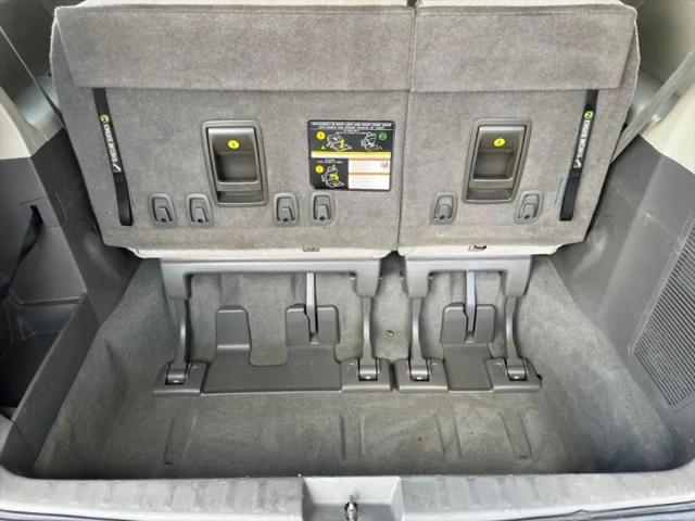 2020 Toyota Sienna LE
