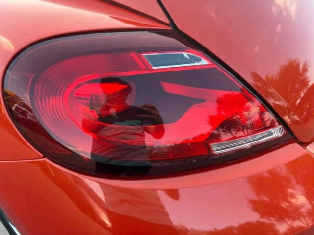 2018 Volkswagen Beetle 2.0T Coast