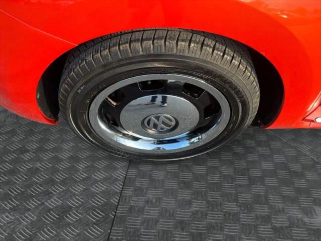 2018 Volkswagen Beetle 2.0T Coast