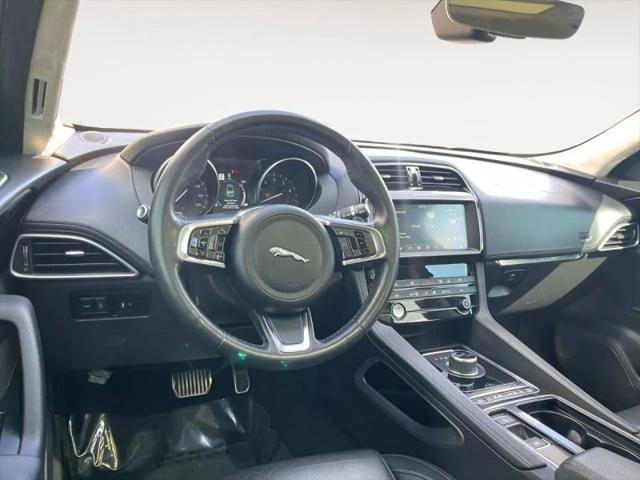 2019 Jaguar F-PACE 30t Prestige