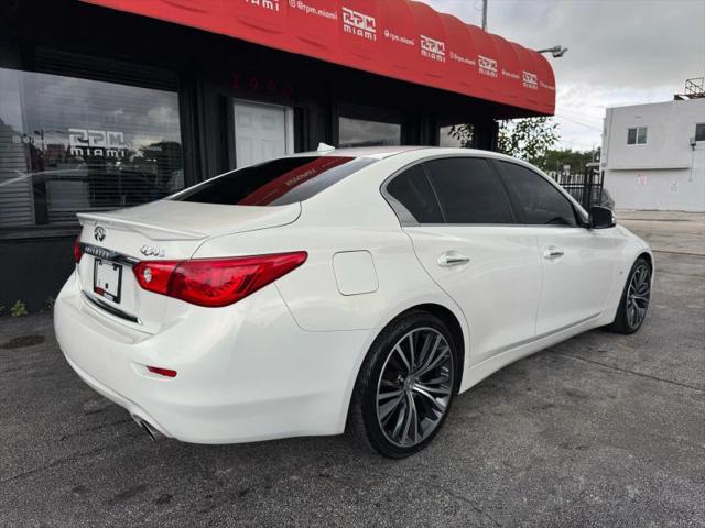 2015 INFINITI Q50 Premium