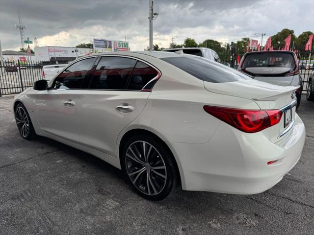 2015 INFINITI Q50 Premium