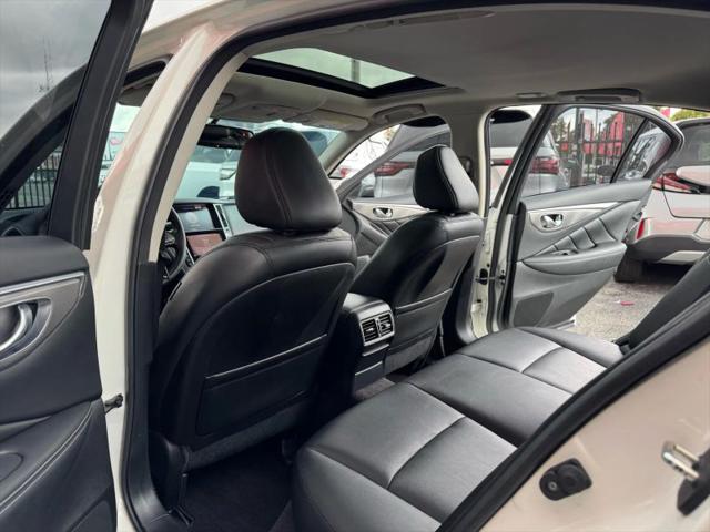 2015 INFINITI Q50 Premium